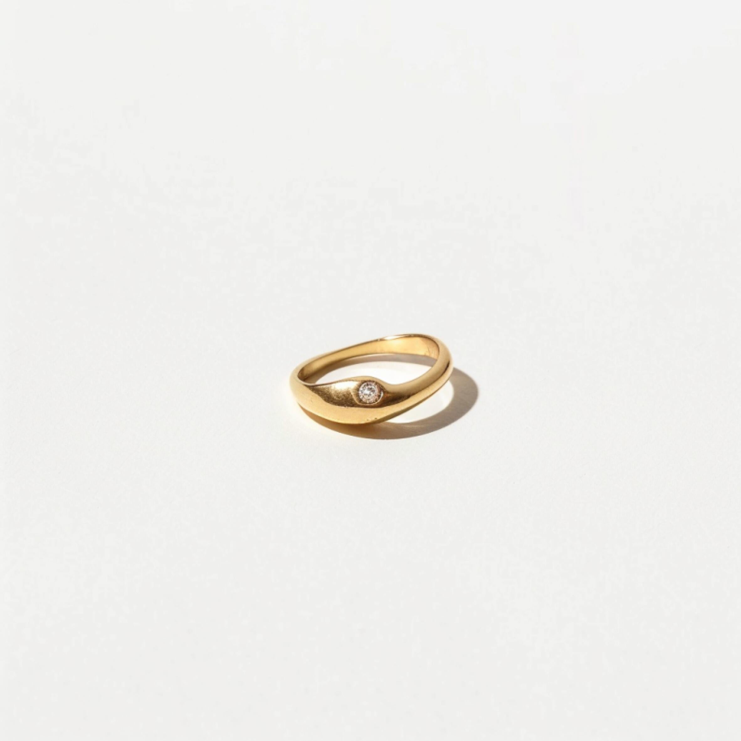 Signet ring